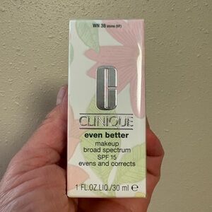 Clinique Even Better Makeup SPF 15 in WN 38 stone (VF) Brand New Factory Sealed